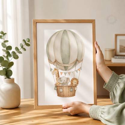 Safari Animals Hot Air Balloon Nursery Print – Giraffe, Elephant & Lion Wall Art